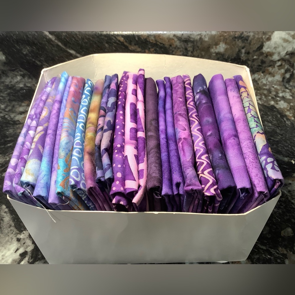 13 fat quarter 100% Purple Batik Fabric Squares - Picture 2 of 2